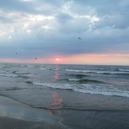 Apartament Summerland Мамая Екстериор снимка