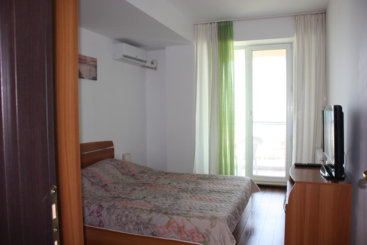 Apartament Summerland Мамая Екстериор снимка